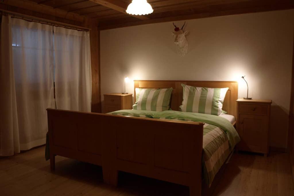Großzügige Ferienwohnung am Kloster Kirchzarten Exterior foto